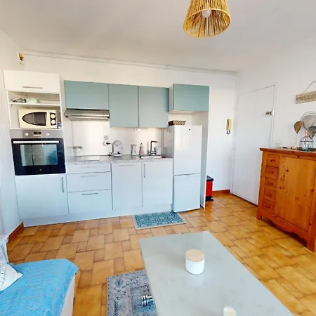 4 Personnes Vue Sur La Marina Apartment *