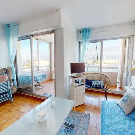 Apartment 4 Personnes Vue Sur La Marina *